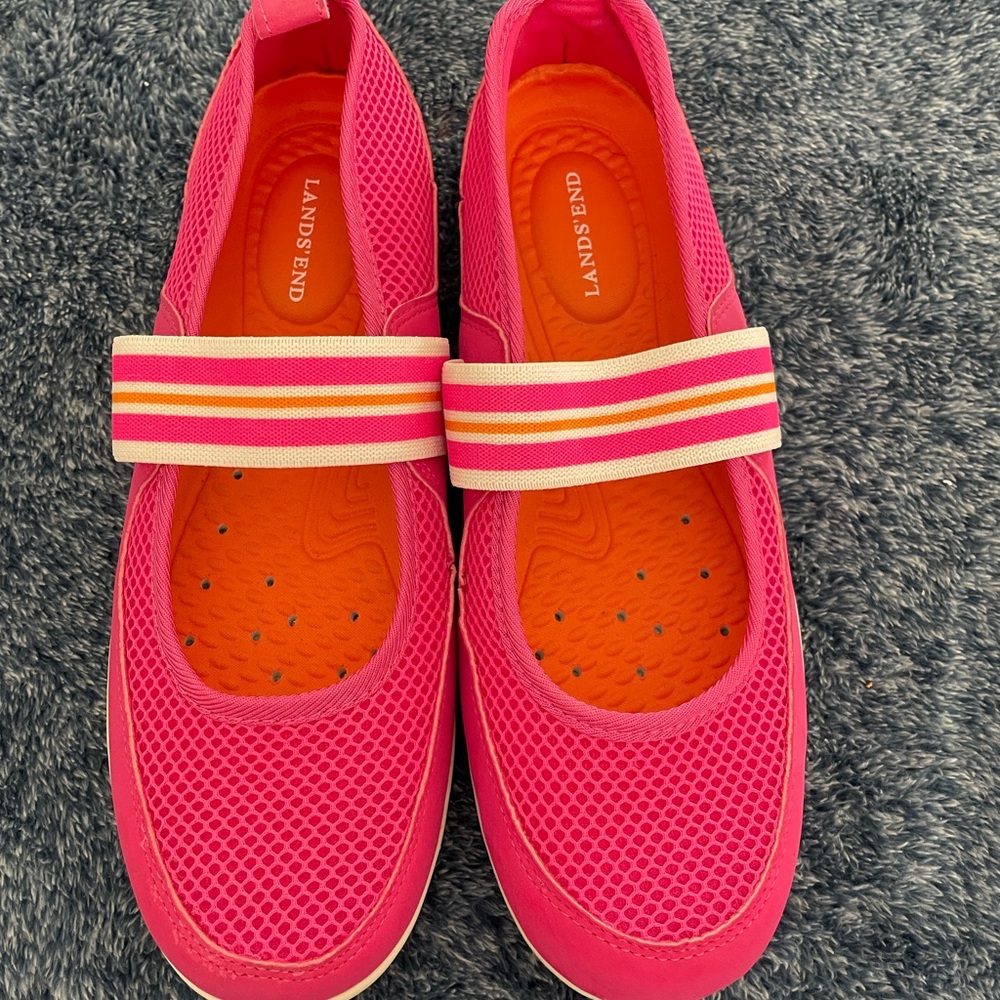 Lands' End Woman’s shoes
